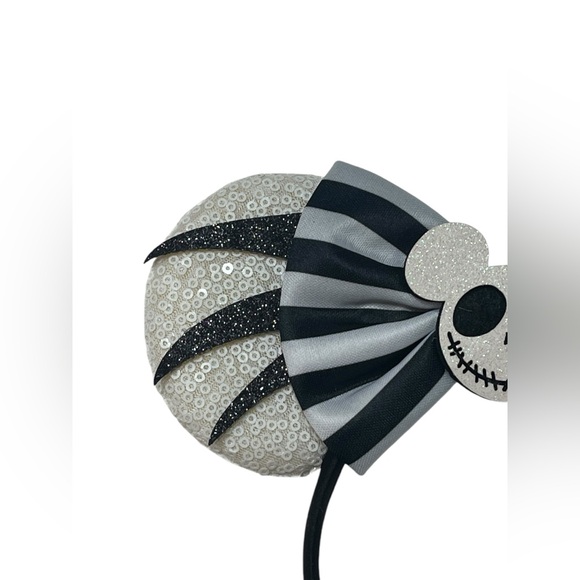 Mickey Mouse Halloween Mouse Ears - Picture 3 of 5